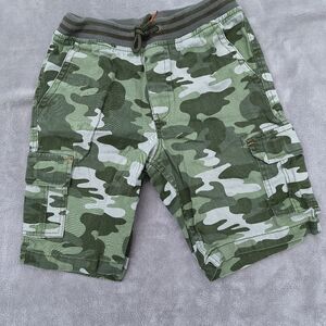 Boys XL (14/16) camo cargo shorts